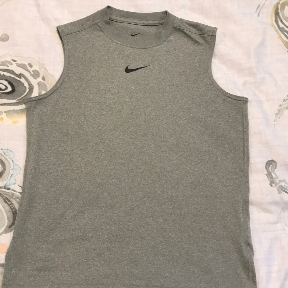 Grey dri fit Nike sleeveless shirt